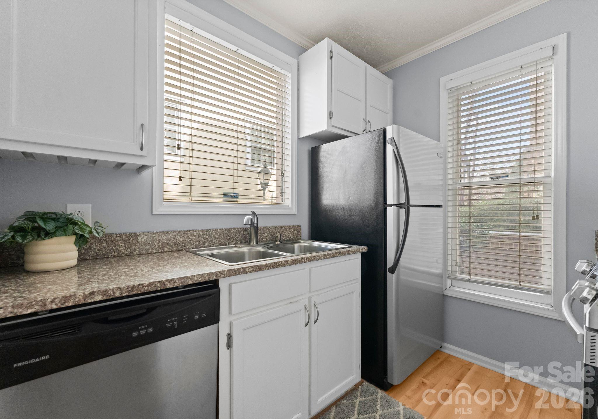 1109 E Morehead Street Charlotte NC 28204