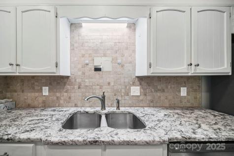 855 Nottingham Drive Gastonia NC 28054