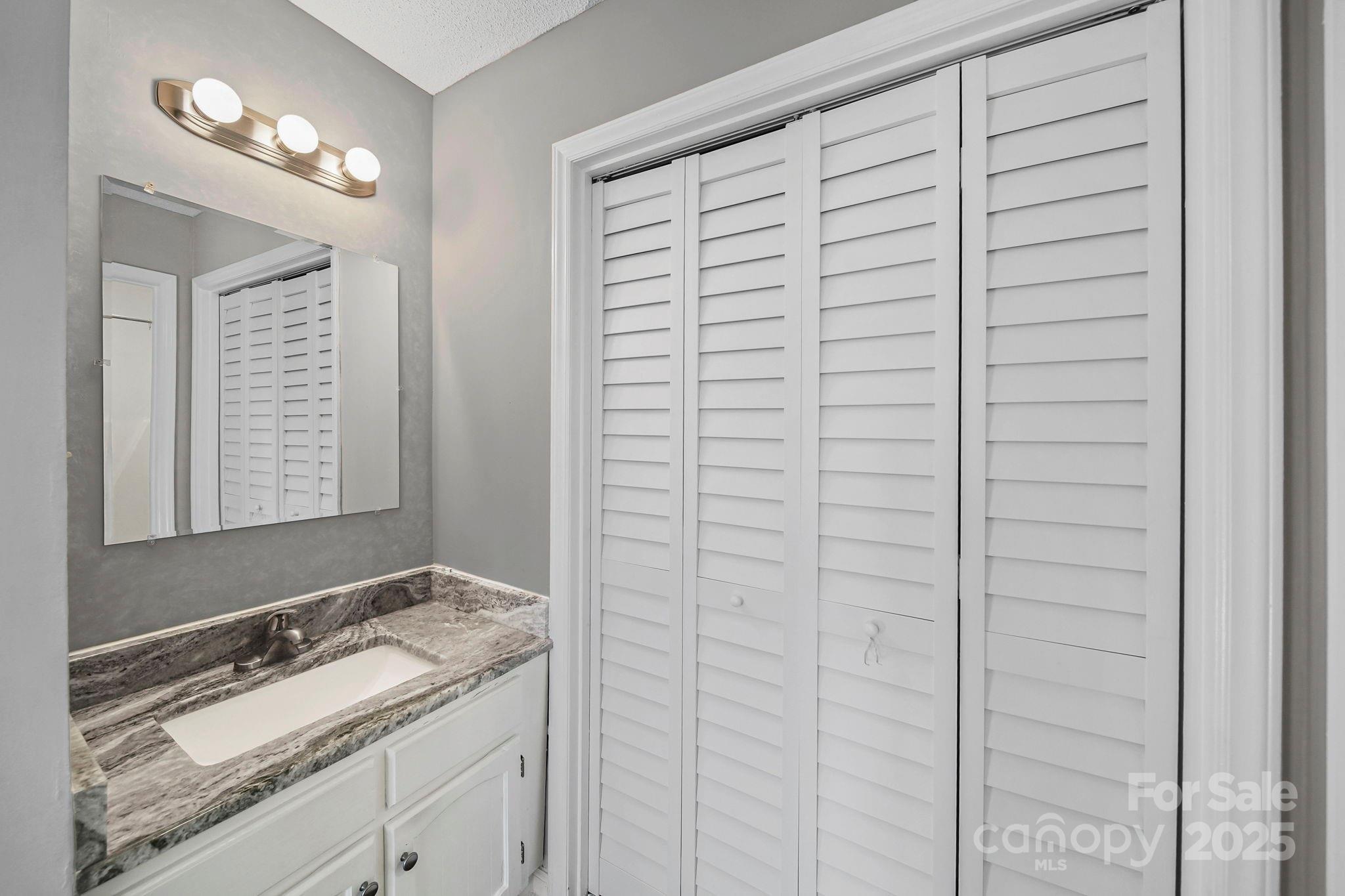 855 Nottingham Drive Gastonia NC 28054