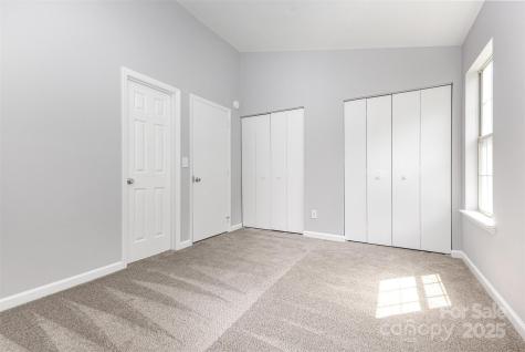6319 Windsor Gate Lane Charlotte NC 28215