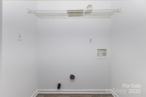 6319 Windsor Gate Lane Charlotte NC 28215