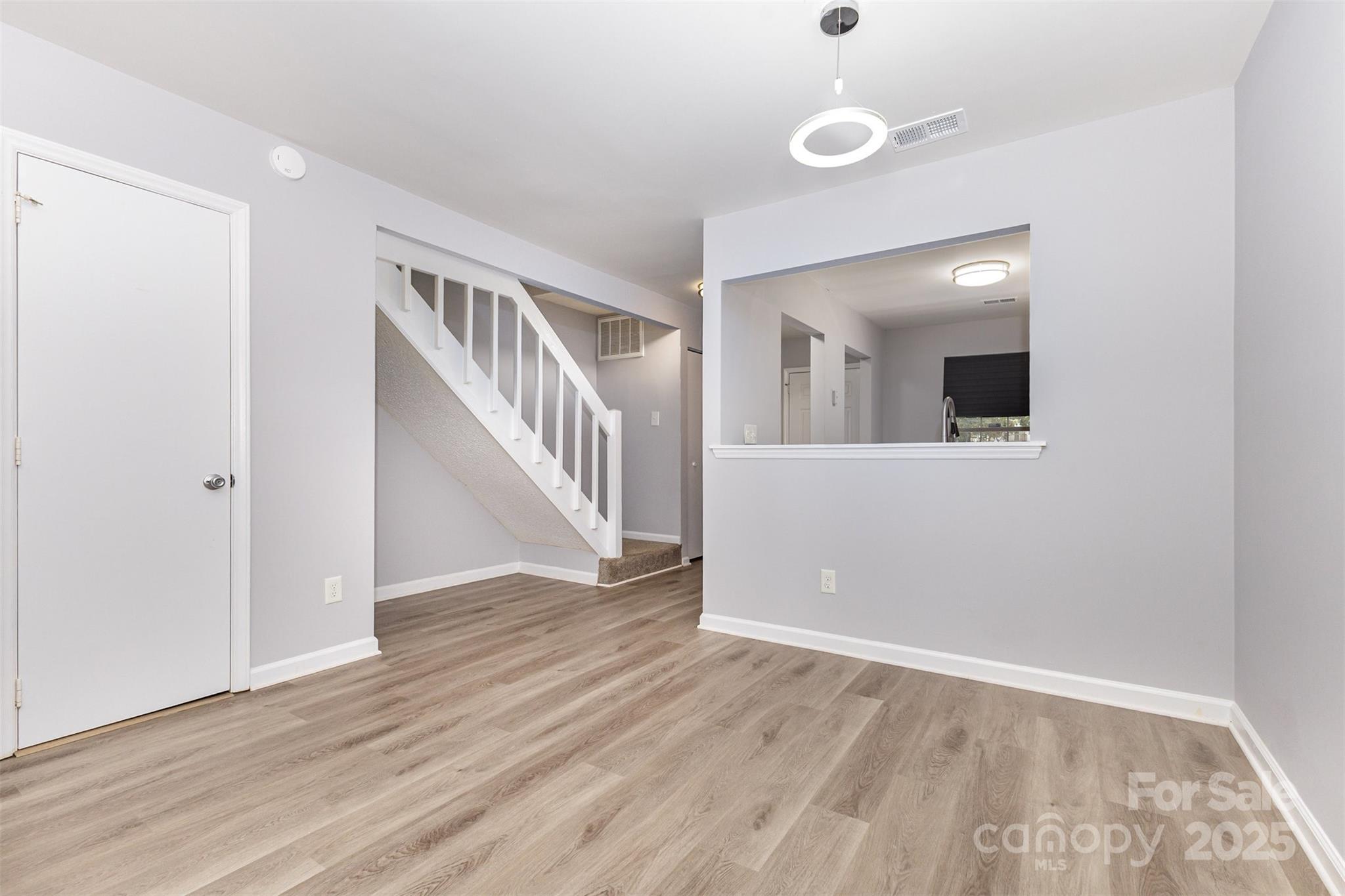 6319 Windsor Gate Lane Charlotte NC 28215