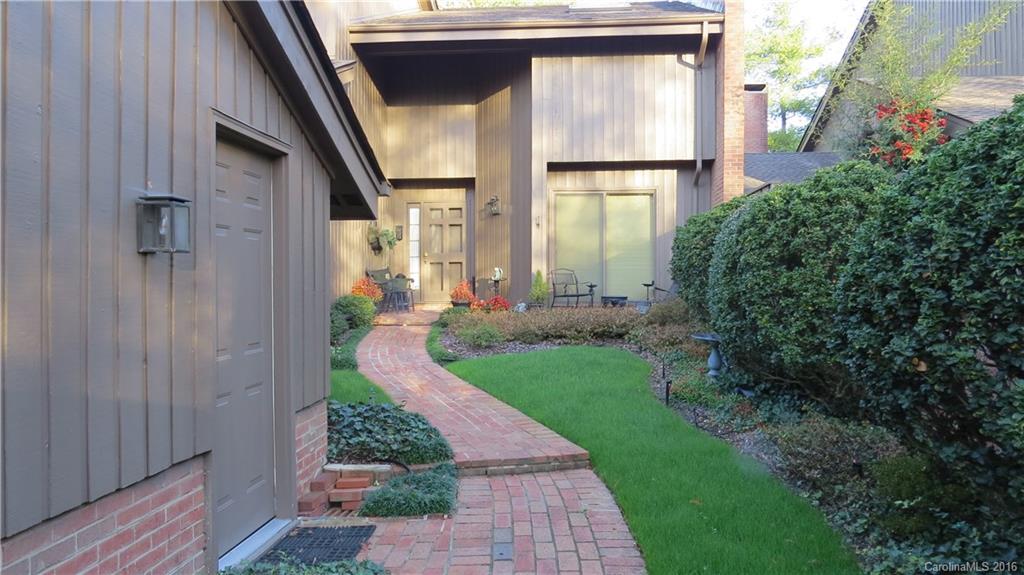 5004 Sunningdale Court Charlotte NC 28226