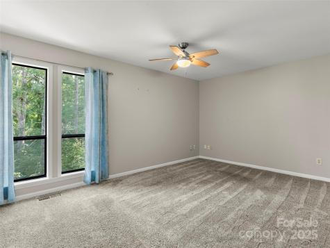 124 Cedar Forest Trail Asheville NC 28803