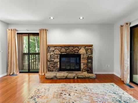 124 Cedar Forest Trail Asheville NC 28803