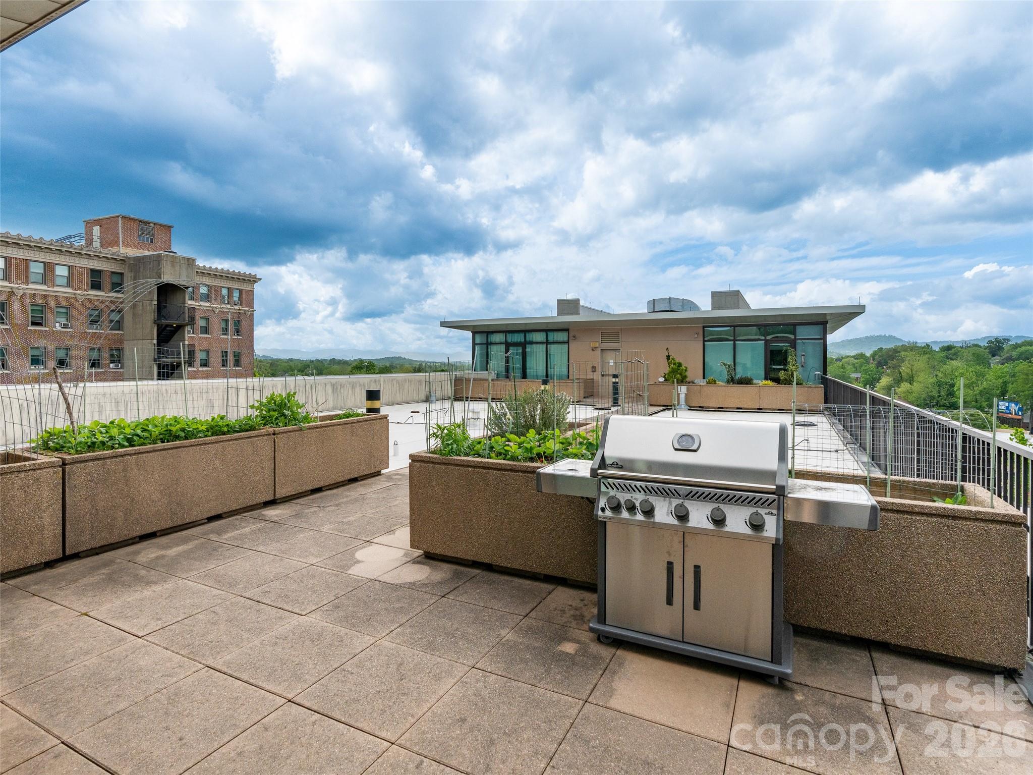 60 N Market Street Asheville NC 28801
