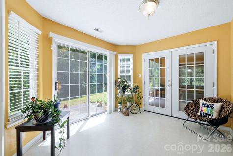5837 Amity Springs Drive Charlotte NC 28212