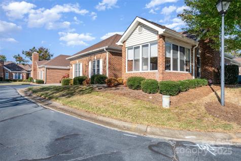 8189 Windsor Ridge Drive Charlotte NC 28277