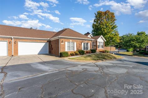 8189 Windsor Ridge Drive Charlotte NC 28277