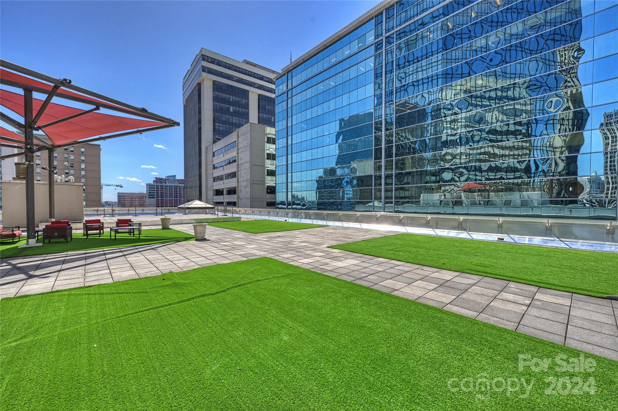 139 S Tryon Street Charlotte NC 28202