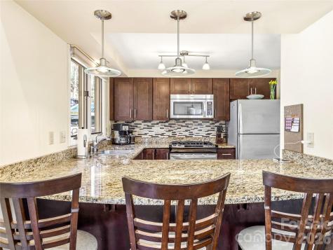 14 Cedarwood Drive Asheville NC 28803
