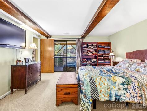 14 Cedarwood Drive Asheville NC 28803