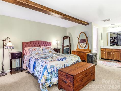 14 Cedarwood Drive Asheville NC 28803