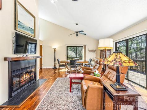 14 Cedarwood Drive Asheville NC 28803
