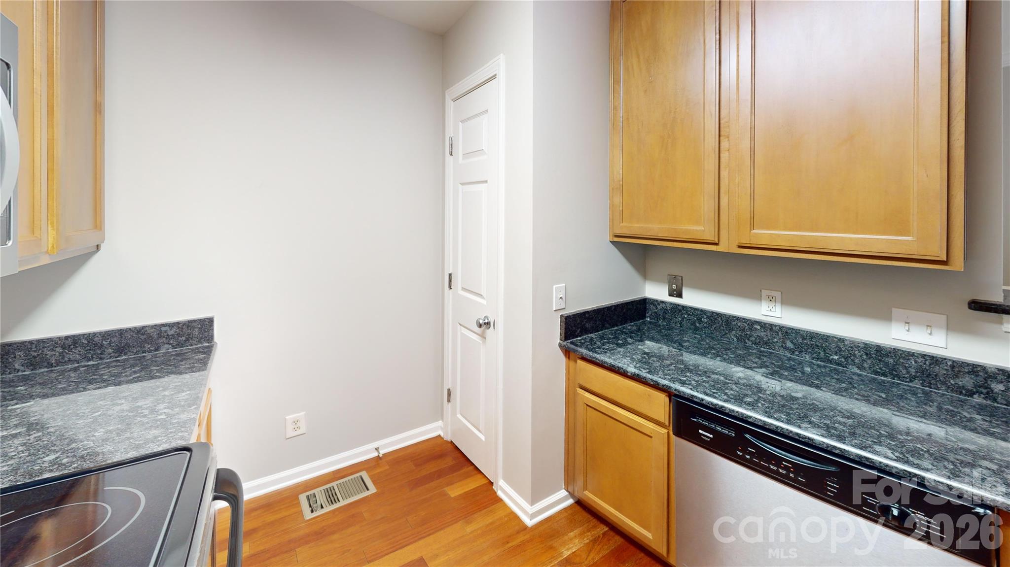 537 Donatello Avenue Charlotte NC 28205