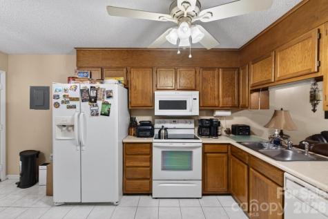 634 Hillcrest Drive Shelby NC 28150