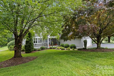104 Overlook Drive Flat Rock NC 28731
