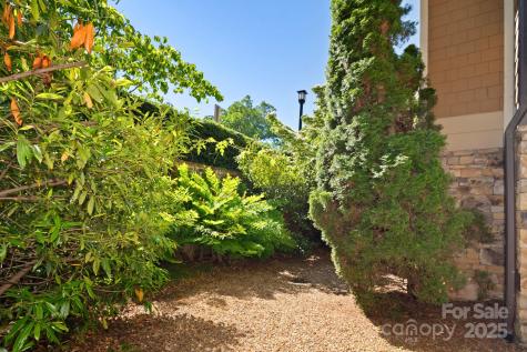 203 Bowling Park Road Asheville NC 28803