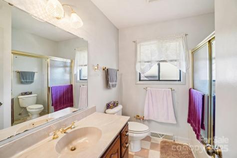 157 Glen Cannon Point Pisgah Forest NC 28768