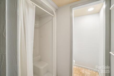 157 Glen Cannon Point Pisgah Forest NC 28768