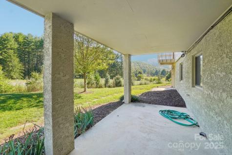 157 Glen Cannon Point Pisgah Forest NC 28768