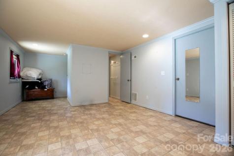 157 Glen Cannon Point Pisgah Forest NC 28768