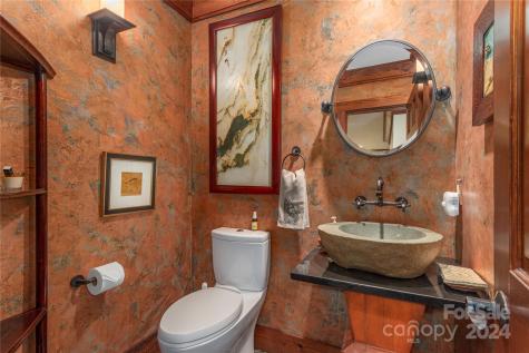 1802 Timber Trail Asheville NC 28804