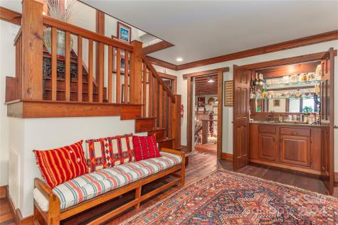 1802 Timber Trail Asheville NC 28804