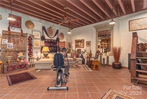 1802 Timber Trail Asheville NC 28804
