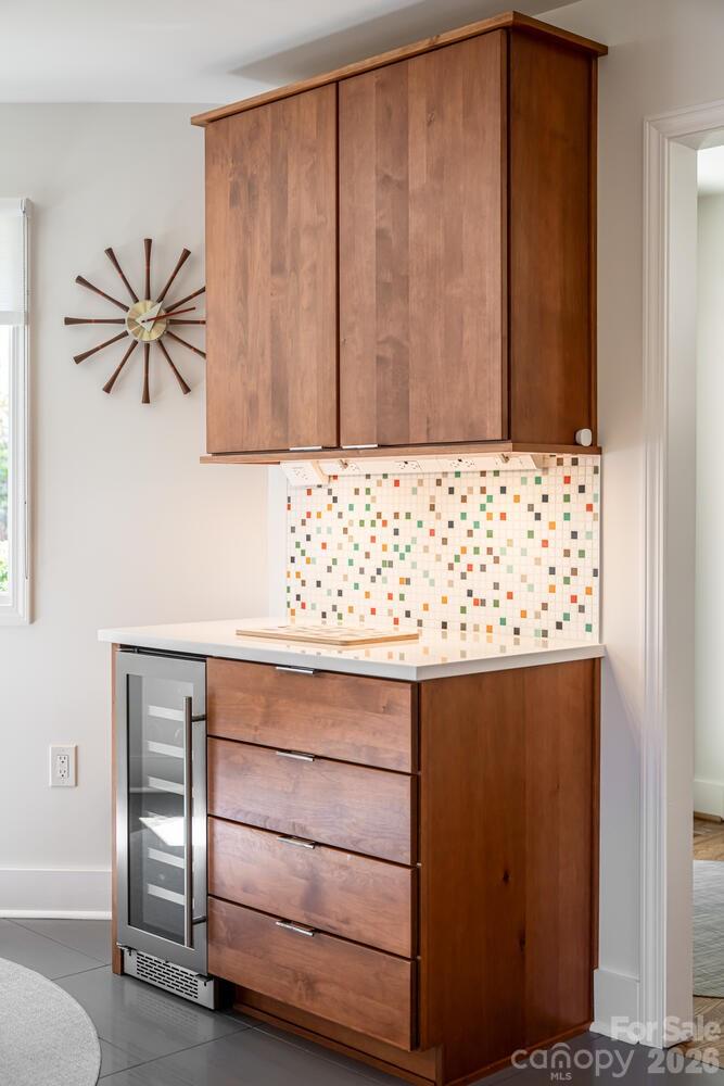 1002 Timber Lane Asheville NC 28804