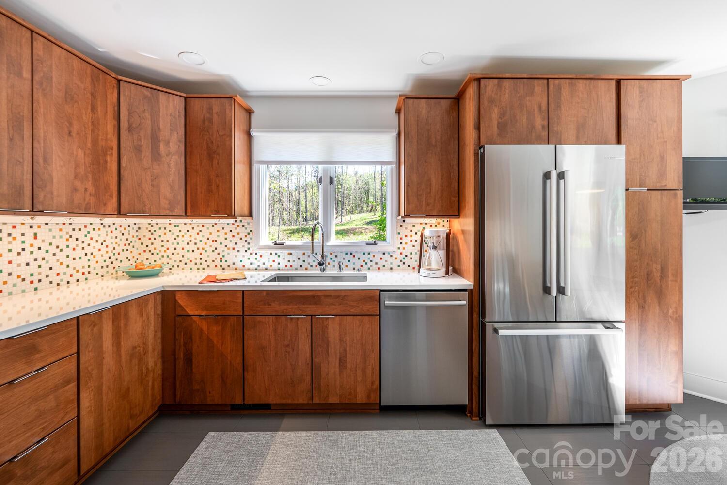 1002 Timber Lane Asheville NC 28804