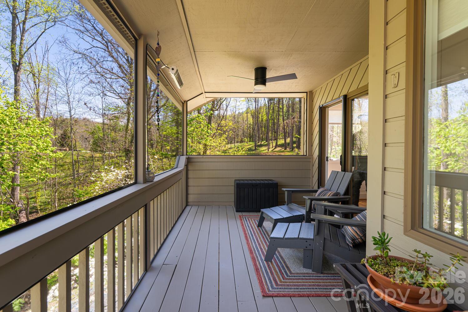 1002 Timber Lane Asheville NC 28804