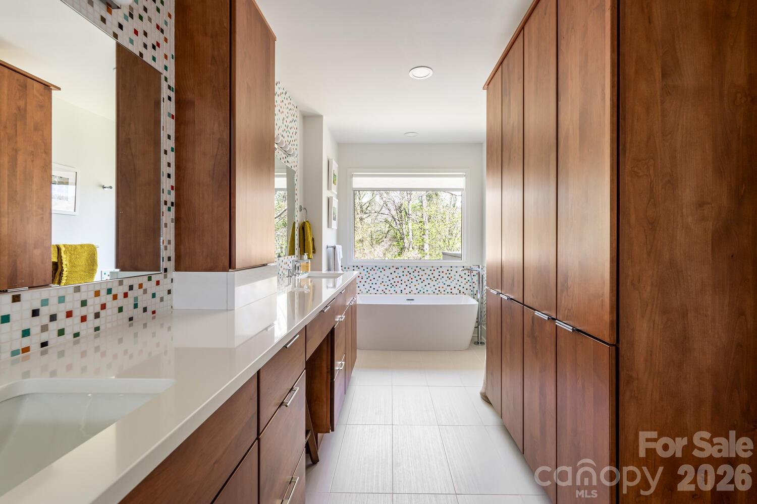 1002 Timber Lane Asheville NC 28804