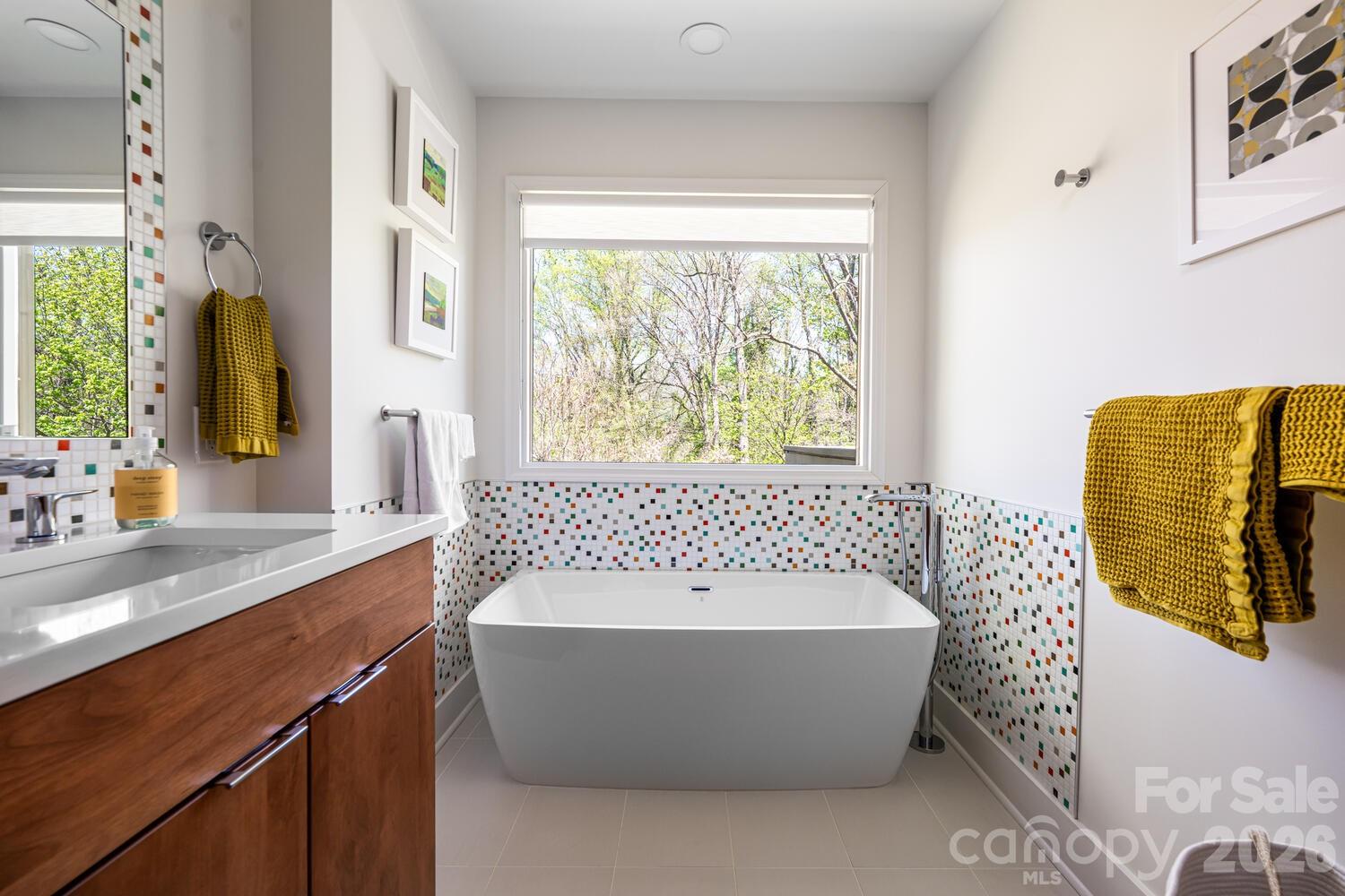 1002 Timber Lane Asheville NC 28804
