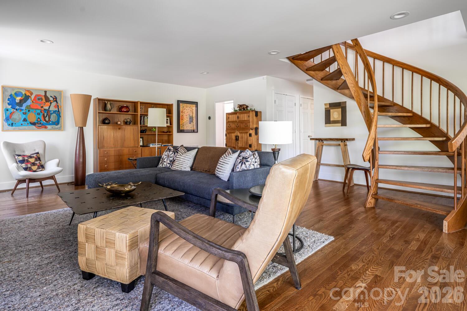1002 Timber Lane Asheville NC 28804