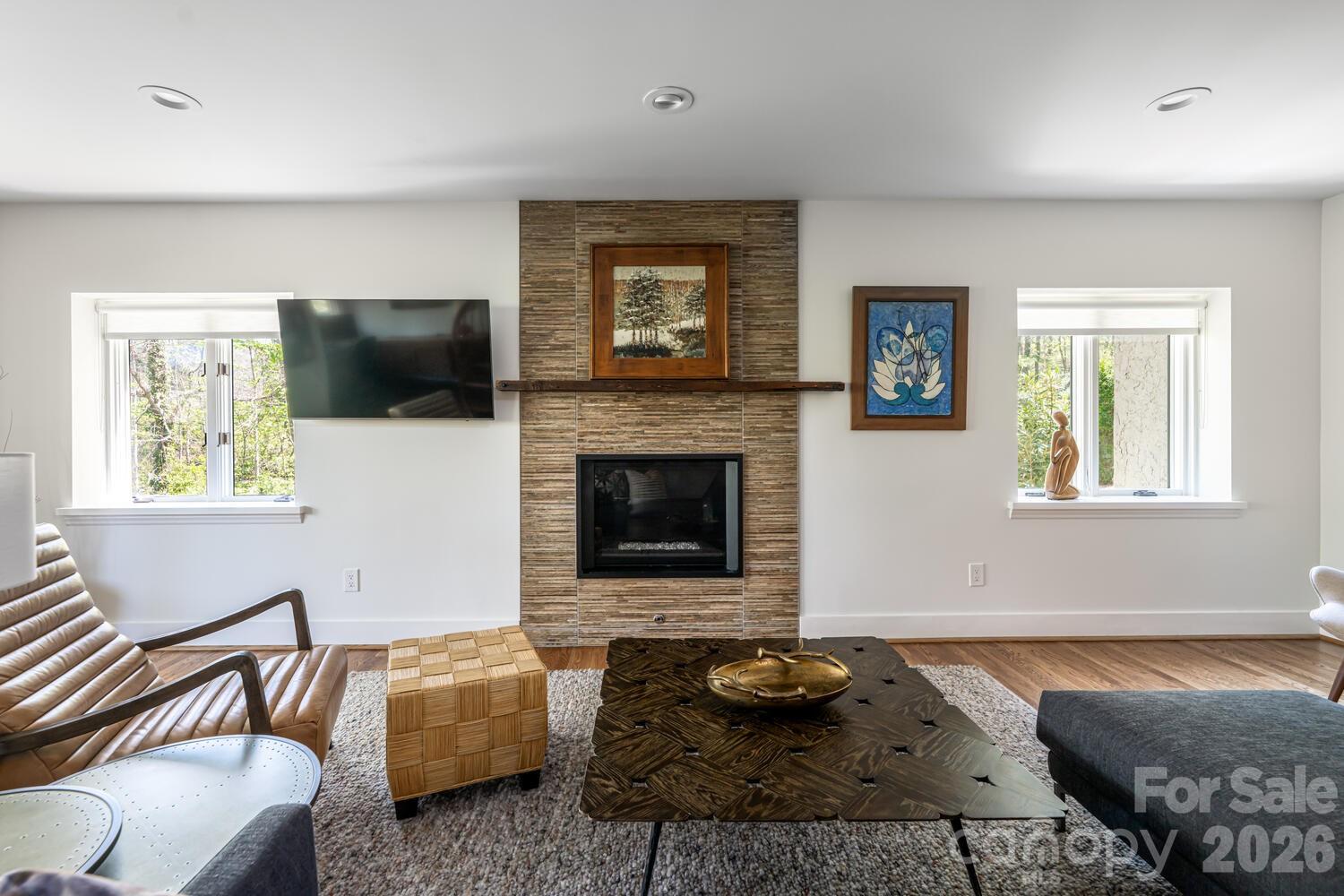 1002 Timber Lane Asheville NC 28804