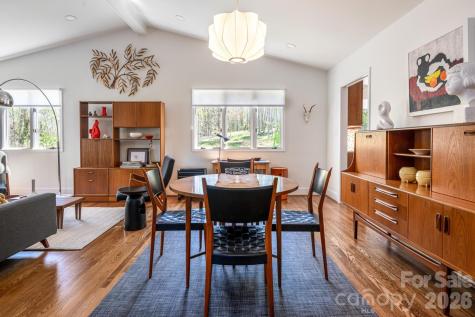 1002 Timber Lane Asheville NC 28804