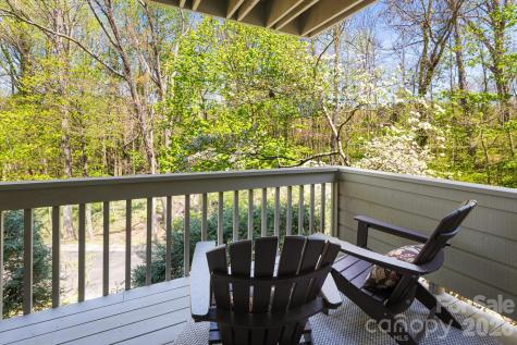 1002 Timber Lane Asheville NC 28804