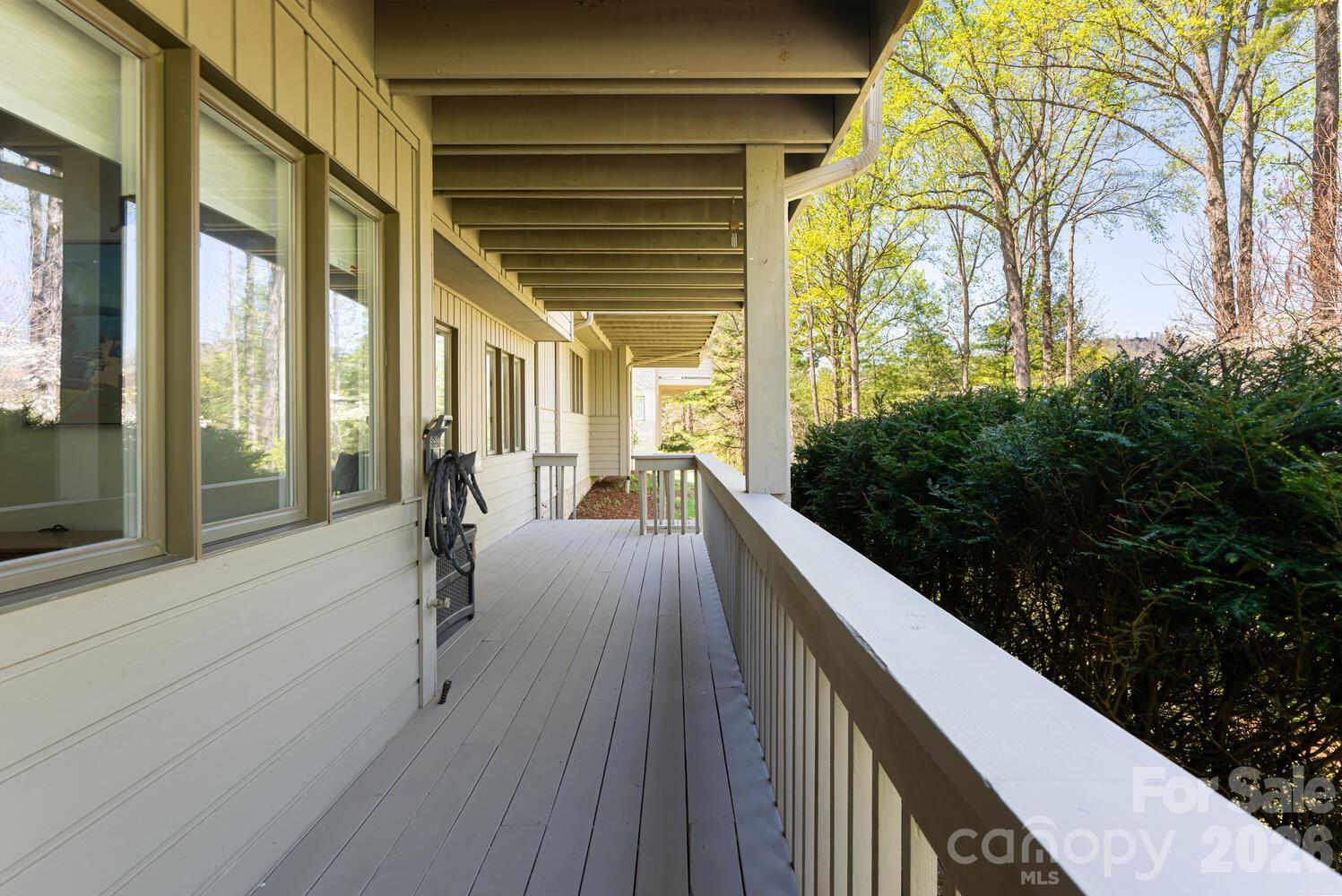 1002 Timber Lane Asheville NC 28804