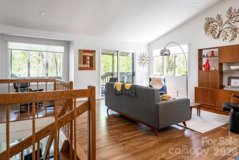 1002 Timber Lane Asheville NC 28804
