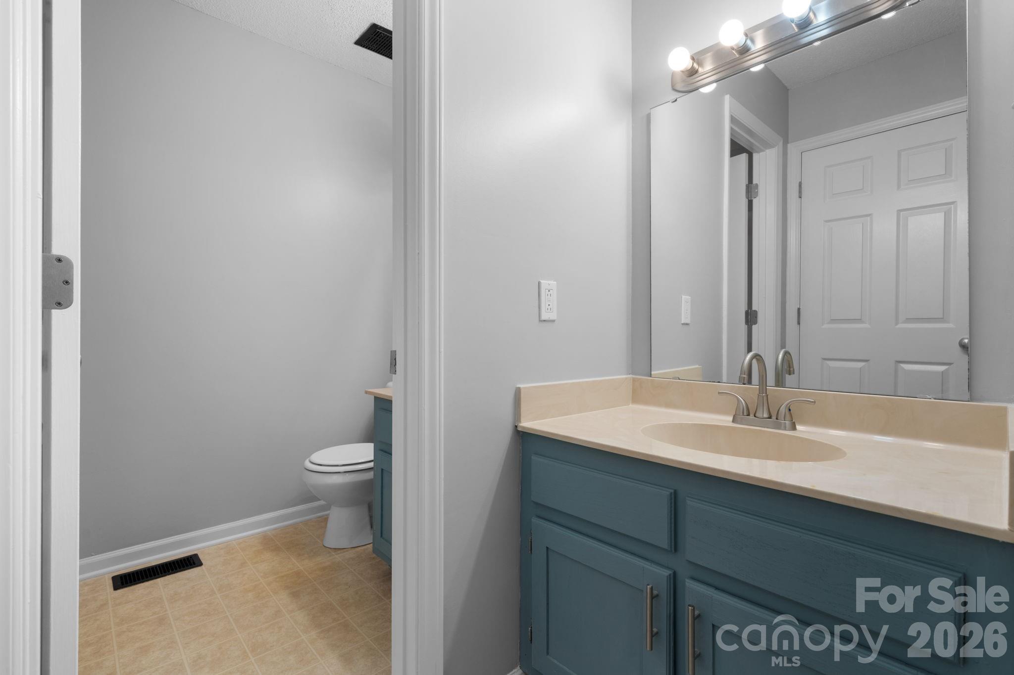239 13th Avenue Place NW Hickory NC 28601