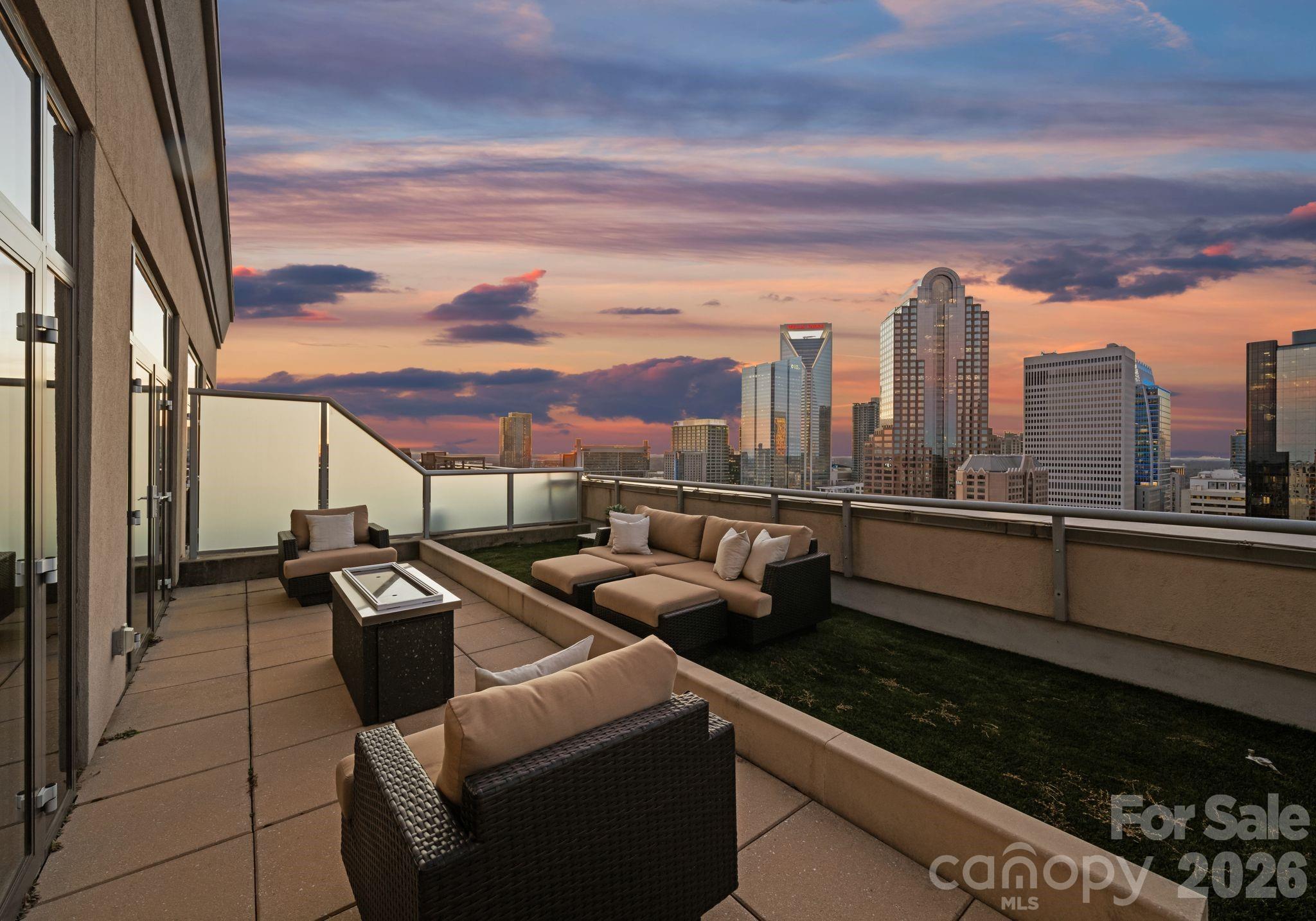 222 S Caldwell Street Charlotte NC 28202