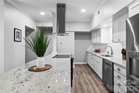 376 Meadows Circle Winston Salem NC 27104