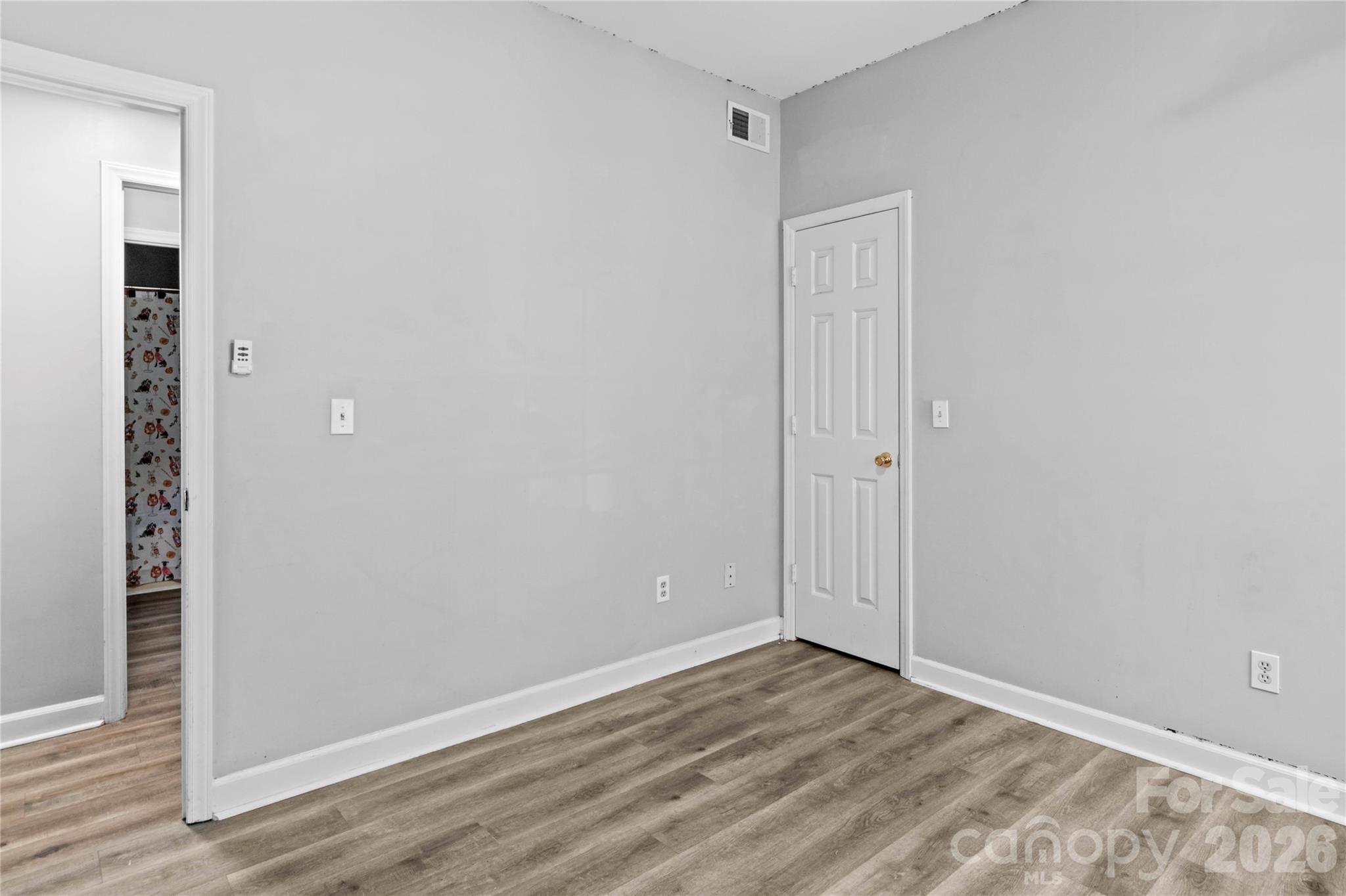 376 Meadows Circle Winston Salem NC 27104