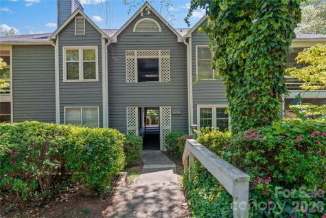 376 Meadows Circle Winston Salem NC 27104