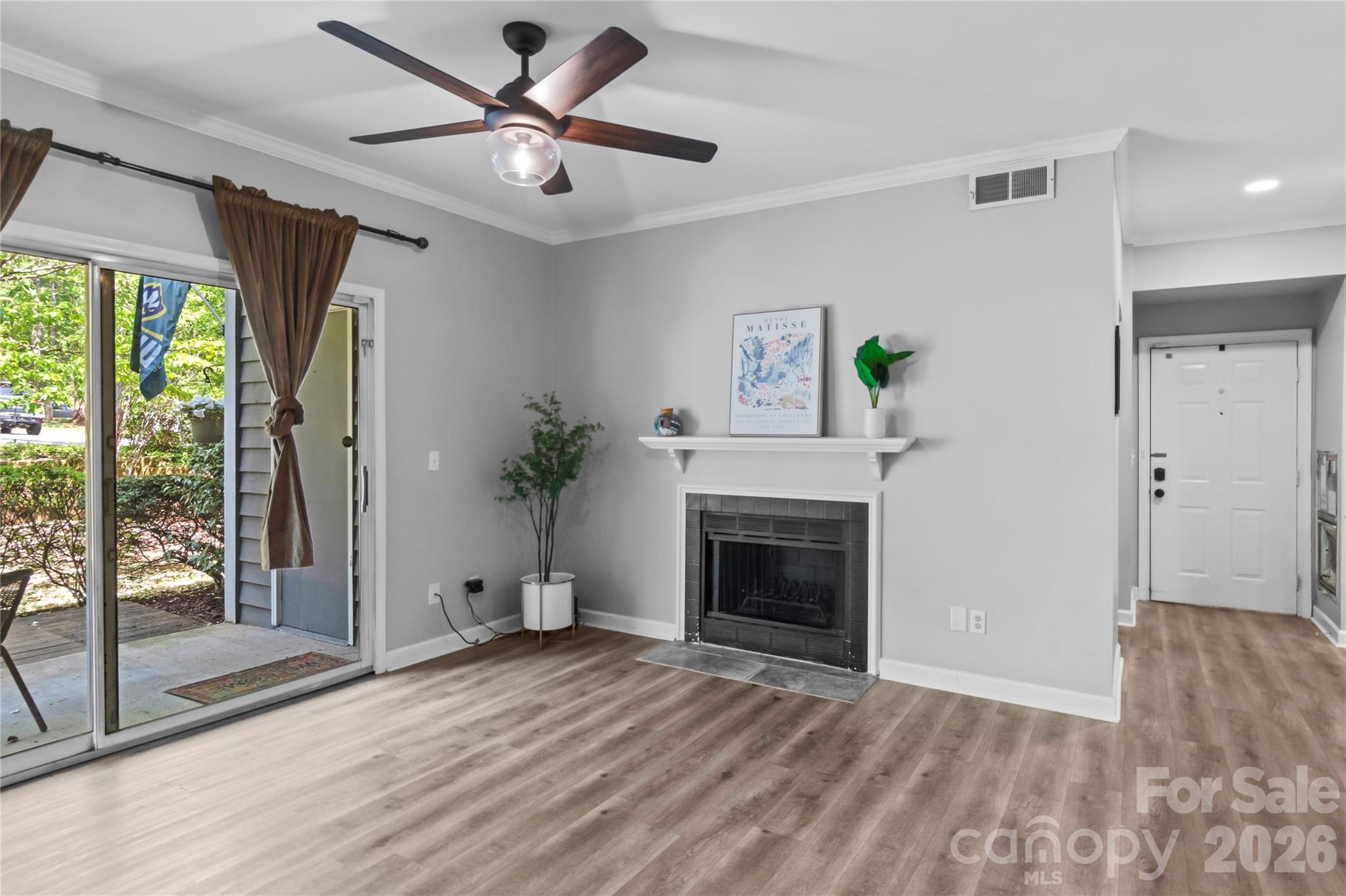 376 Meadows Circle Winston Salem NC 27104