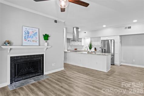 376 Meadows Circle Winston Salem NC 27104