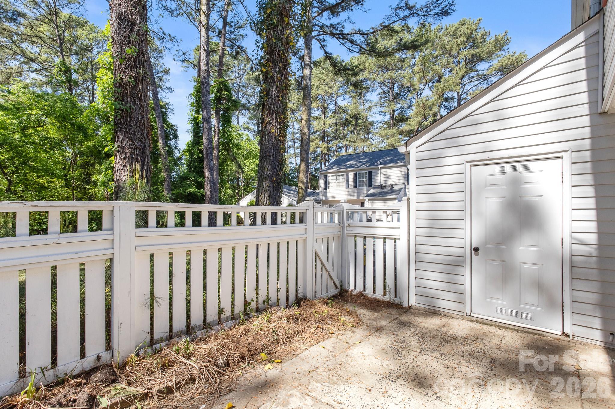 8517 Castle Pine Court Charlotte NC 28226