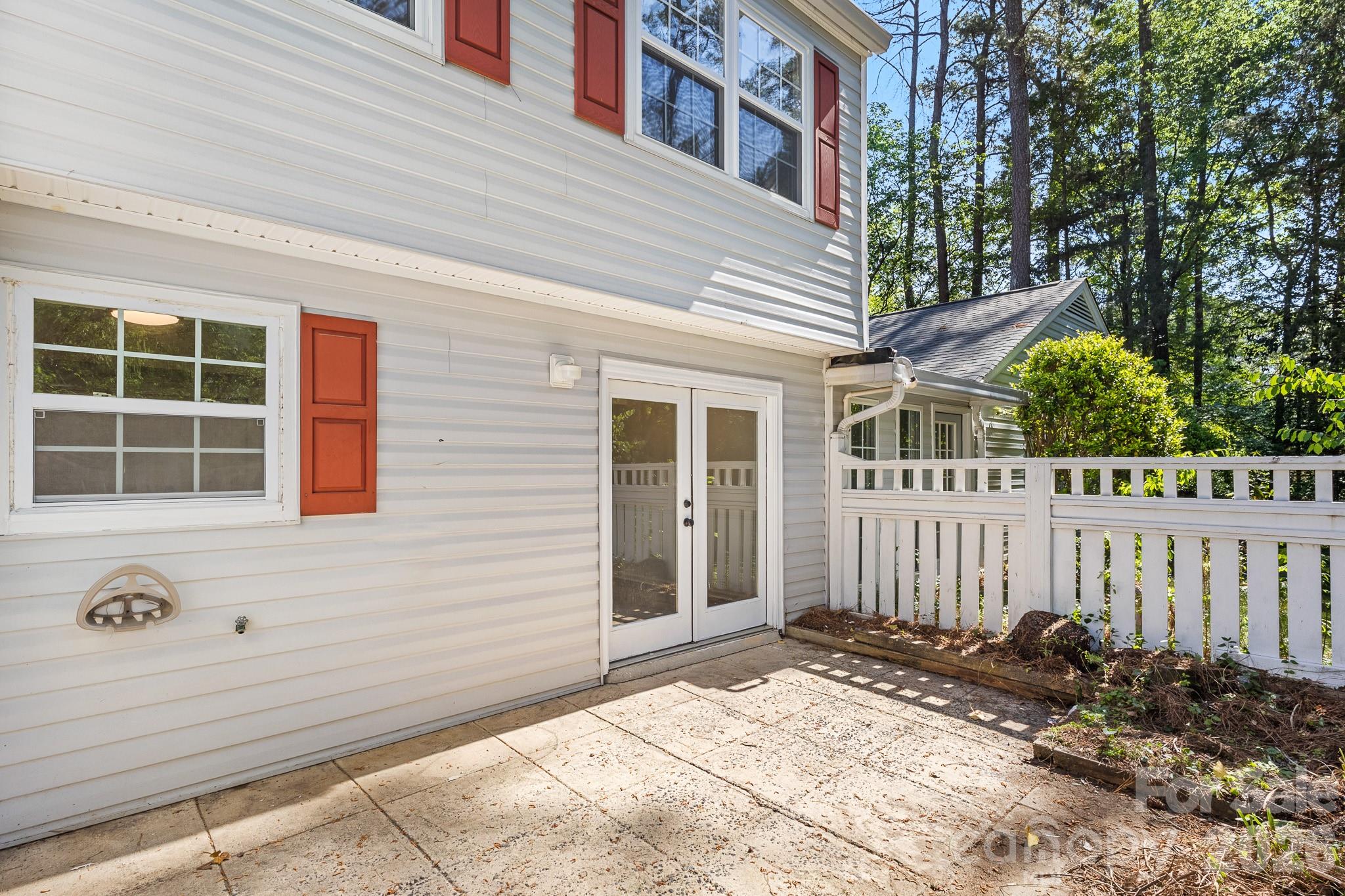 8517 Castle Pine Court Charlotte NC 28226