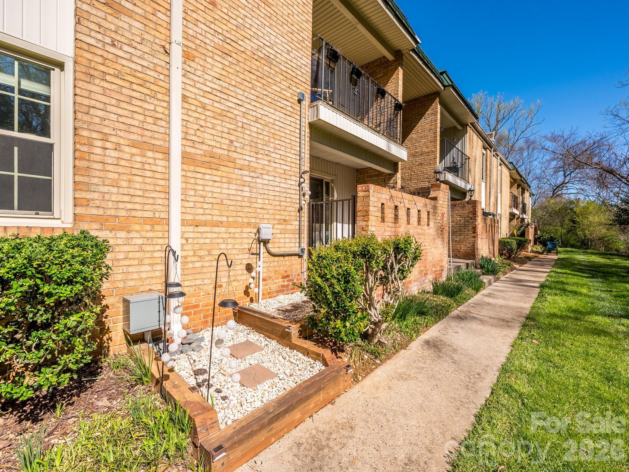 4743 Hedgemore Drive Charlotte NC 28209